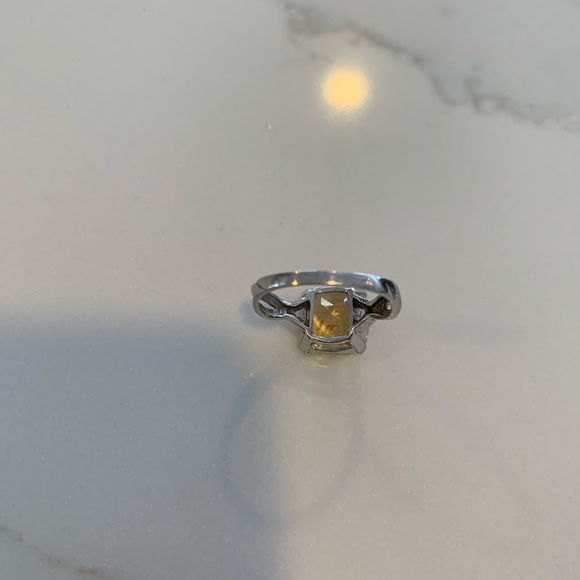 Sterling Silver 925 Cushion Cut Yellow Cubic Zirconia ring, sz 9.25 - Picture 6 of 12